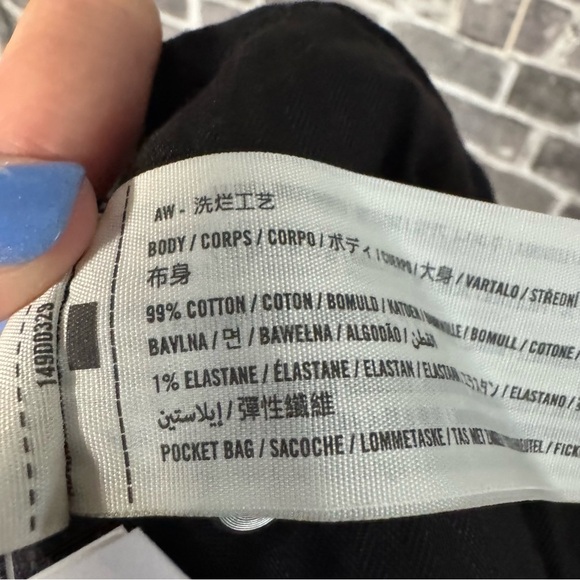 NWT Abercrombie & Fitch The Mom Short High Rise black Jean cut off curve love - Picture 10 of 10